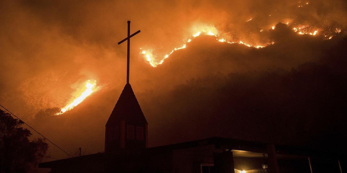 Požiarne nebezpečenstvo v Kalifornii naberá extrémne hodnoty