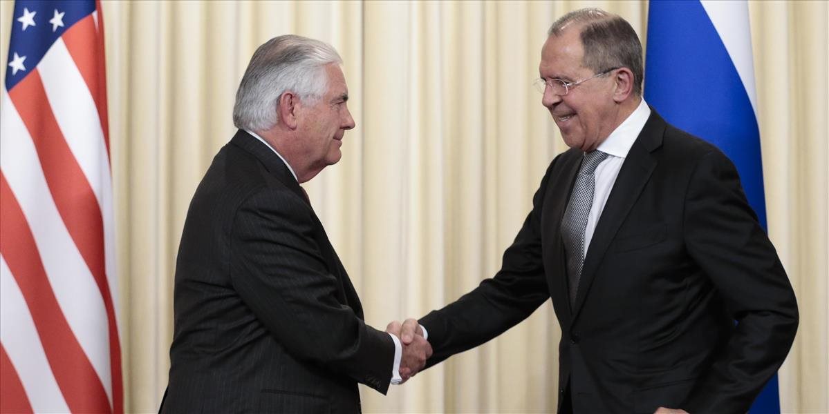 Lavrov na rokovaniach s Tillersonom hovoril o Donbase a o vzťahoch USA s Ruskom