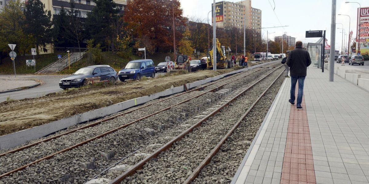 Bratislavu čaká električkový kolaps, modernizácia trate ľuďom skomplikuje cestovanie