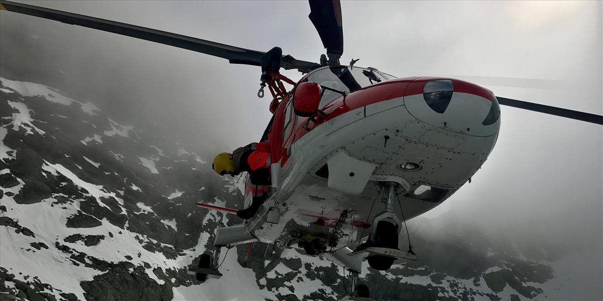 Nešťastie vo Vysokých Tatrách: Horskí záchranári pomáhali zranenej českej skialpinistke