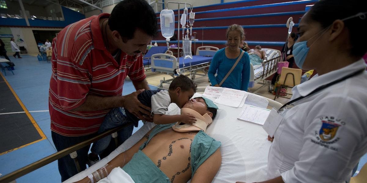 Pri nehode počas návratu z púte v Mexiku zahynulo 11 ľudí
