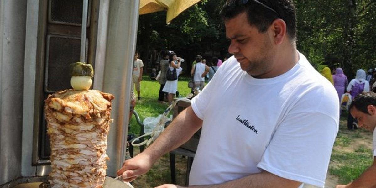 Europarlamentu sa nepodarilo zabrániť pridávaniu zdraviu škodlivých látok do obľúbených kebabov