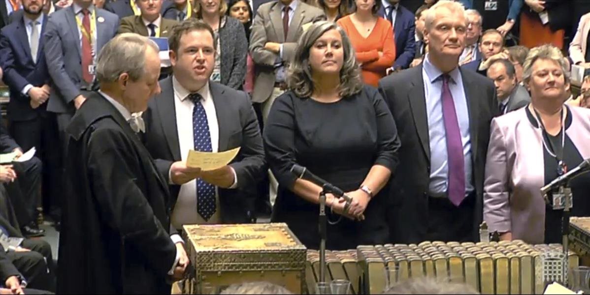 Zvrat vo Veľkej Británii? Parlament si vybojoval právo vetovať brexit!