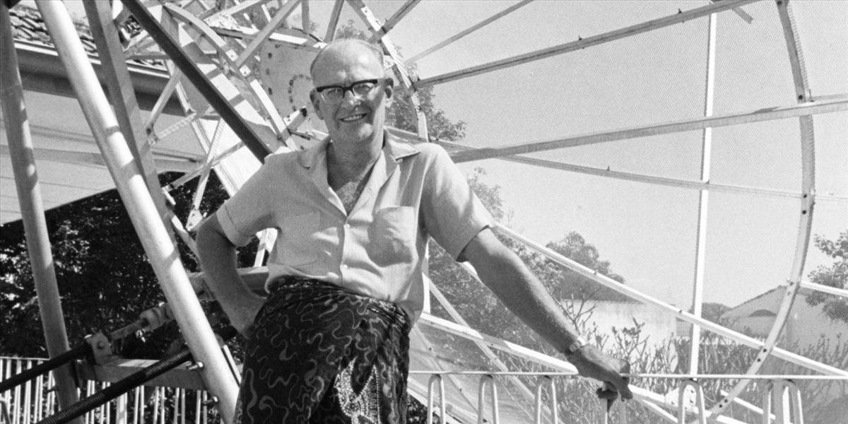 Spisovateľ a propagátor vesmírneho výskumu Arthur C. Clarke sa narodil pred sto rokmi