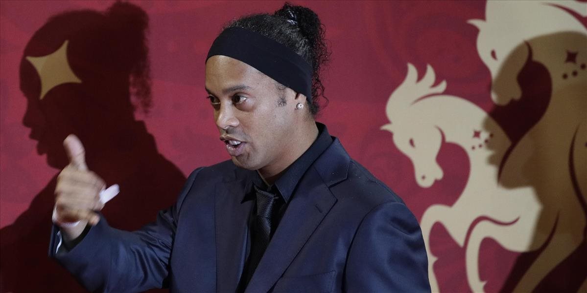 Ronaldinho po boku Romária? Majster sveta z roku 2002 mieri do politiky