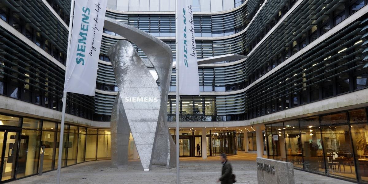 O verejné osvetlenie v Bratislave sa má ďalej starať Siemens, postup preveruje ÚVO