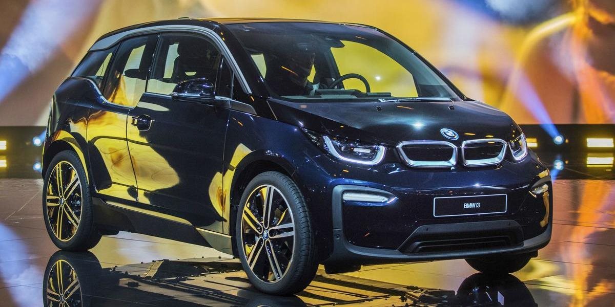 FOTO+VIDEO BMW už vyrába 10 % áut s elektrickým a hybridným pohonom