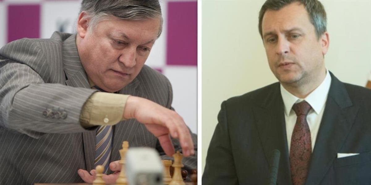 Bývalý majster sveta v šachu si zahrá s prezidentom, Dankom aj Druckerom
