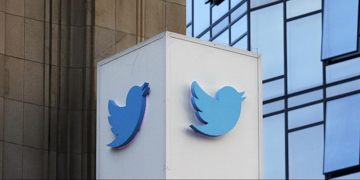 Twitter zablokoval účty krajne pravicovej skupiny Britain First