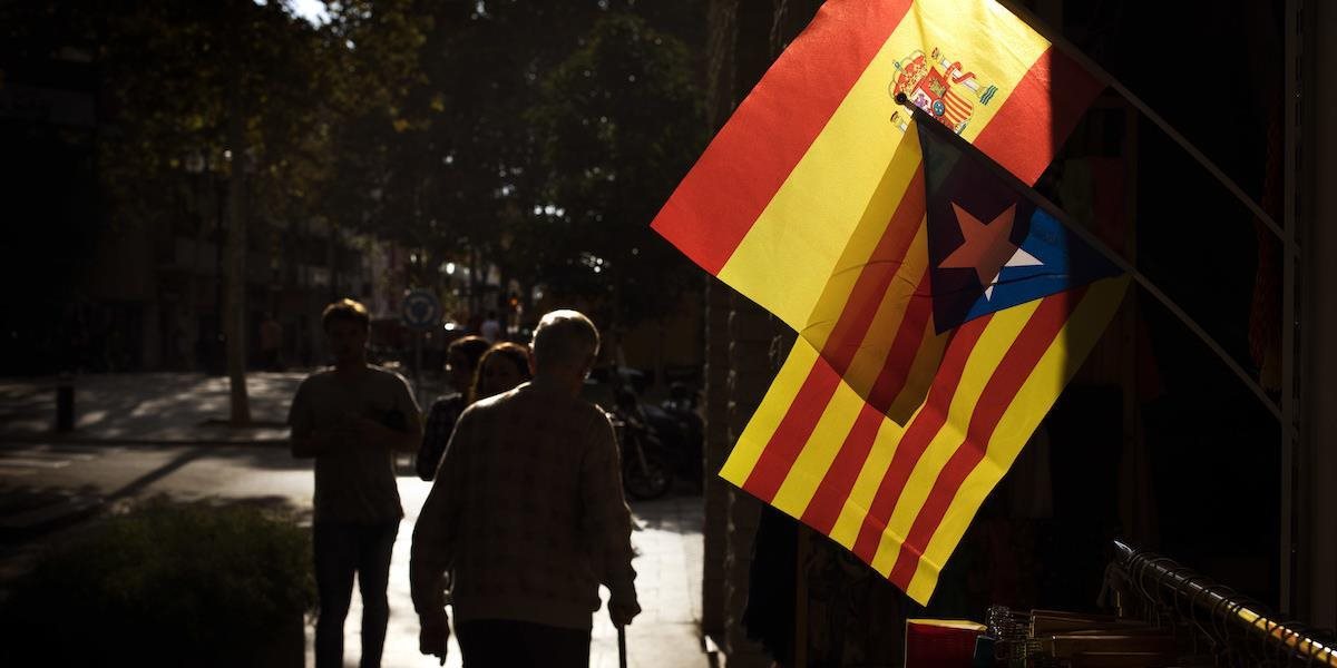 Katalánci dnes hlasujú v predčasných parlamentných voľbách
