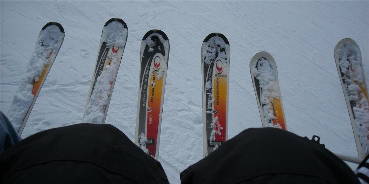 Dvaja mladí lyžiari zablúdili na Kubínskej holi, hľadali ich horskí záchranári