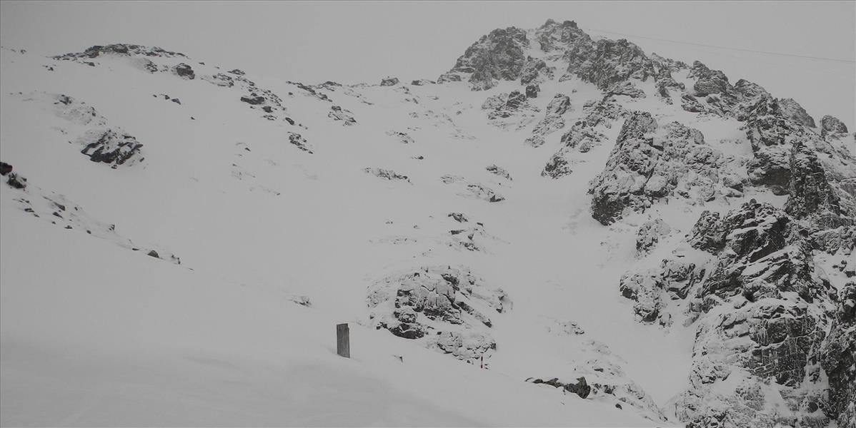 Na horách je veterno, lavínové nebezpečenstvo malé, ale pozor na zľadovatelý sneh