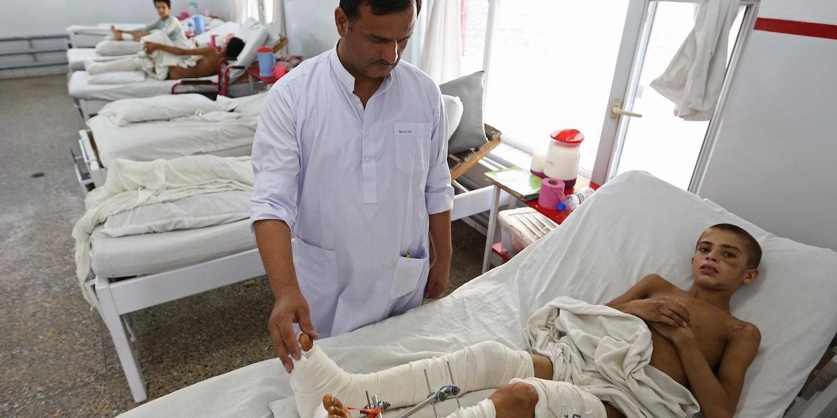 Pri výbuchu nálože umiestnenej pri ceste v Afganistane zahynulo šesť detí