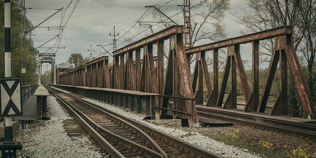 ŽSR chcú rekonštruovať vedenie na trati medzi Púchovom a Českou republikou