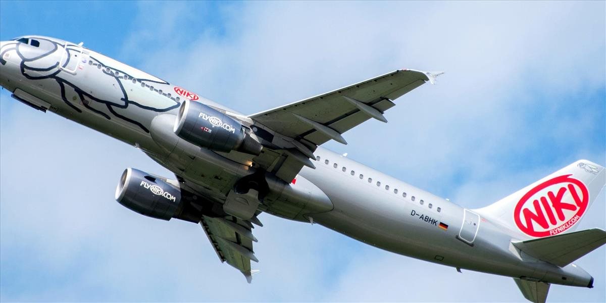 Britsko-španielsky letecký koncern IAG potvrdil, že prevezme aerolínie Niki