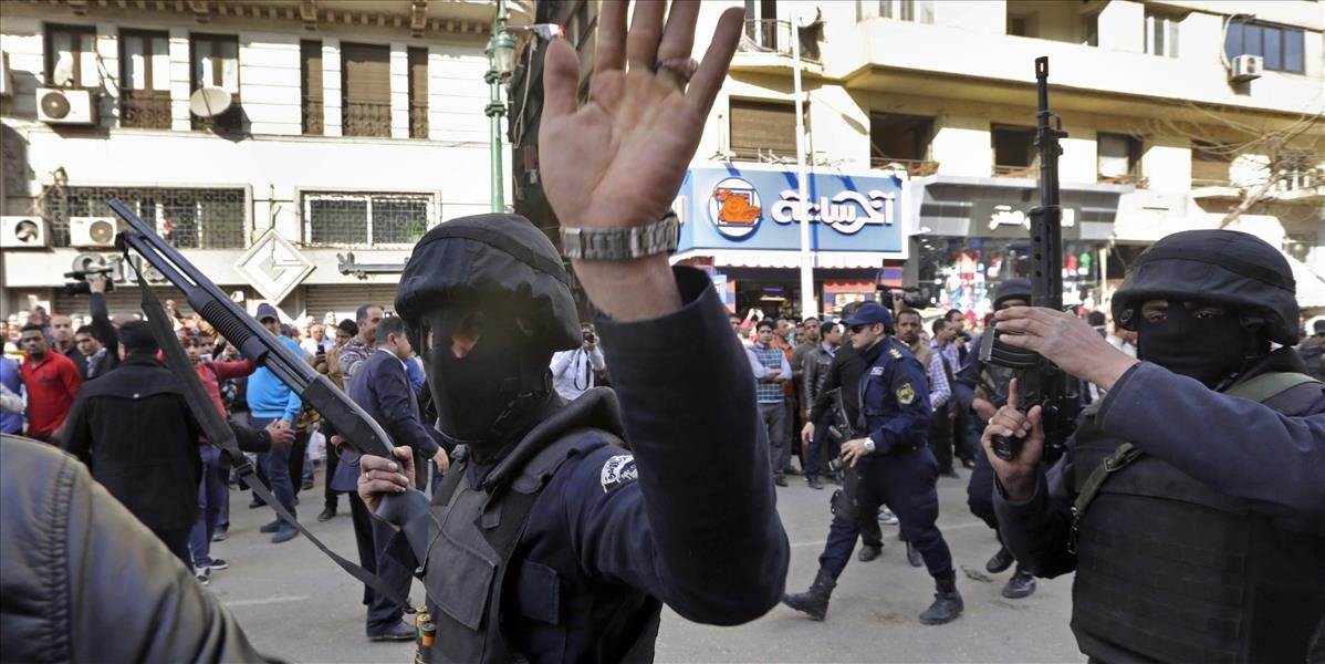 Ďalšia streľba v Egypte: Útok ozbrojencov na obchod s alkoholom v Gíze má dve obete