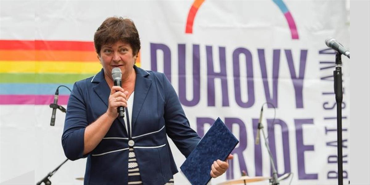 Ombudsmanka Patakyová viní z odchodu mladých ľudí zo Slovenska aj homofóbiu a vyzýva na diskusiu