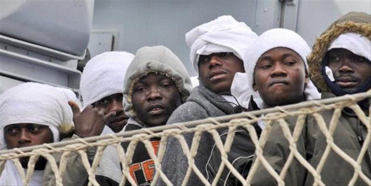 Zachránili 55 migrantov plaviacich sa cez Stredozemné more