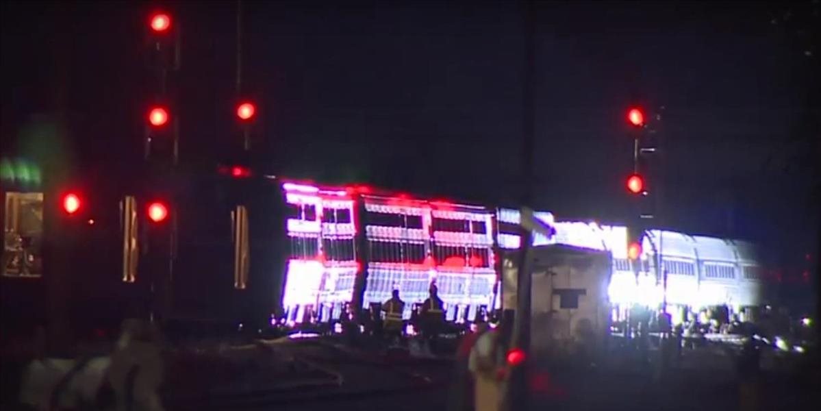 VIDEO V USA sa vykoľajili tri vozne vlaku s 311 pasažiermi