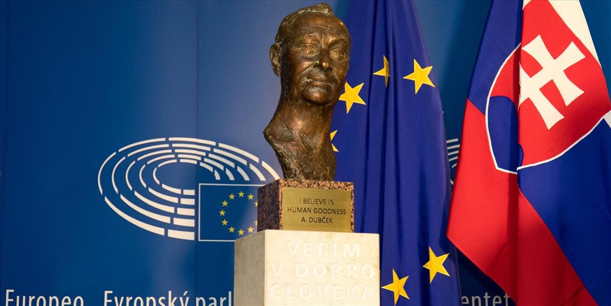 Zvolením Dubčeka na čelo komunistickej strany sa pred 50 rokmi začala Pražská jar
