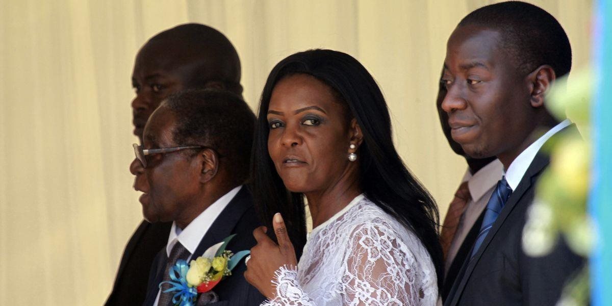 Protikorupčná komisia preveruje okolnosti získania doktorátu Grace Mugabeovej
