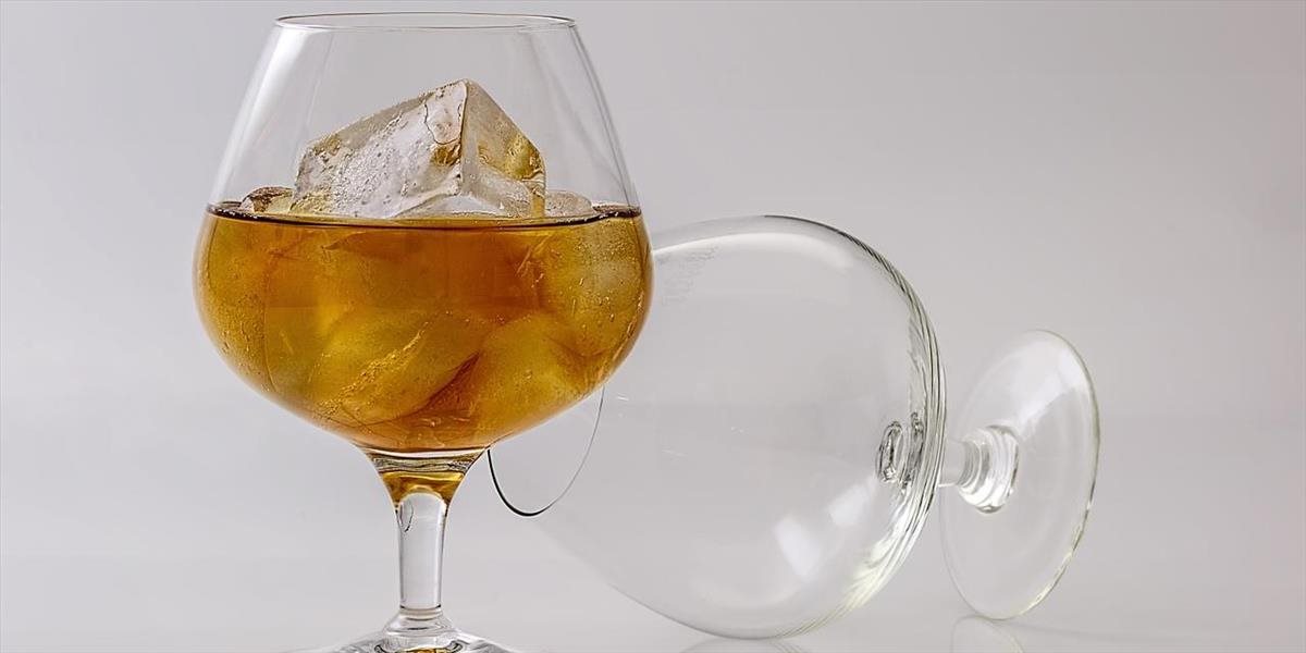 Alkohol, tichý zabijak: Vedci zistili, aké vážne poškodenia môže spôsobiť