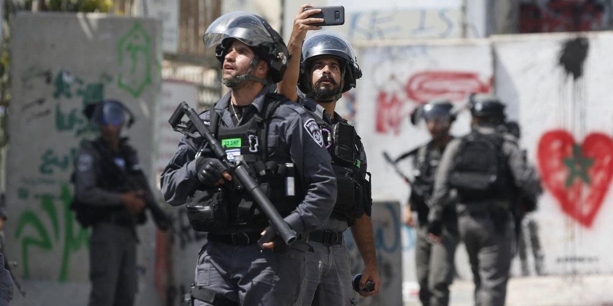 Pri zrážkach s bezpečnostnými silami zomreli dvaja palestínski tínedžeri