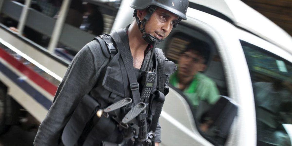 Špeciálne jednotky v Bangladéši museli zasahovať voči islamistom pri úrade premiérky