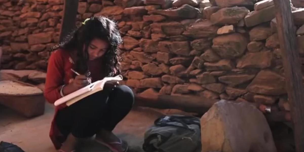 VIDEO Pre zvrátenú tradíciu v Nepále, zomrela ďalšia mladá žena, ktorá bola nútená opustiť dedinu počas svojho cyklu