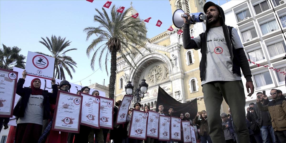 Po vlne protestov v Tunisku vláda oznámila sériu sociálnych reforiem