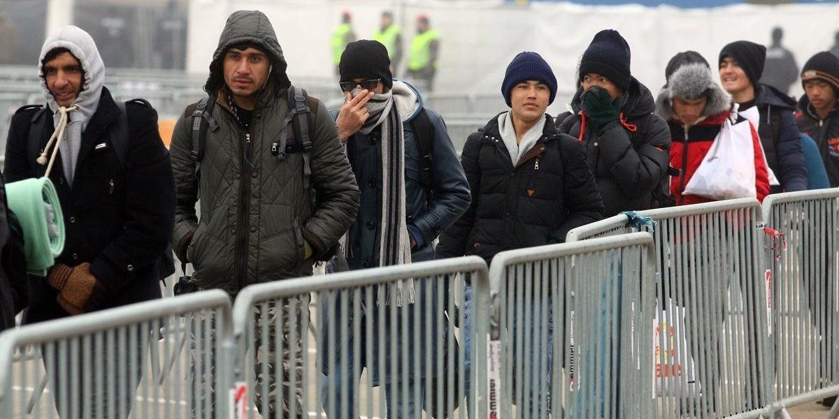 Počet nových žiadateľov o azyl v Nemecku klesol, najväčšiu časť z nich tvorili Sýrčania