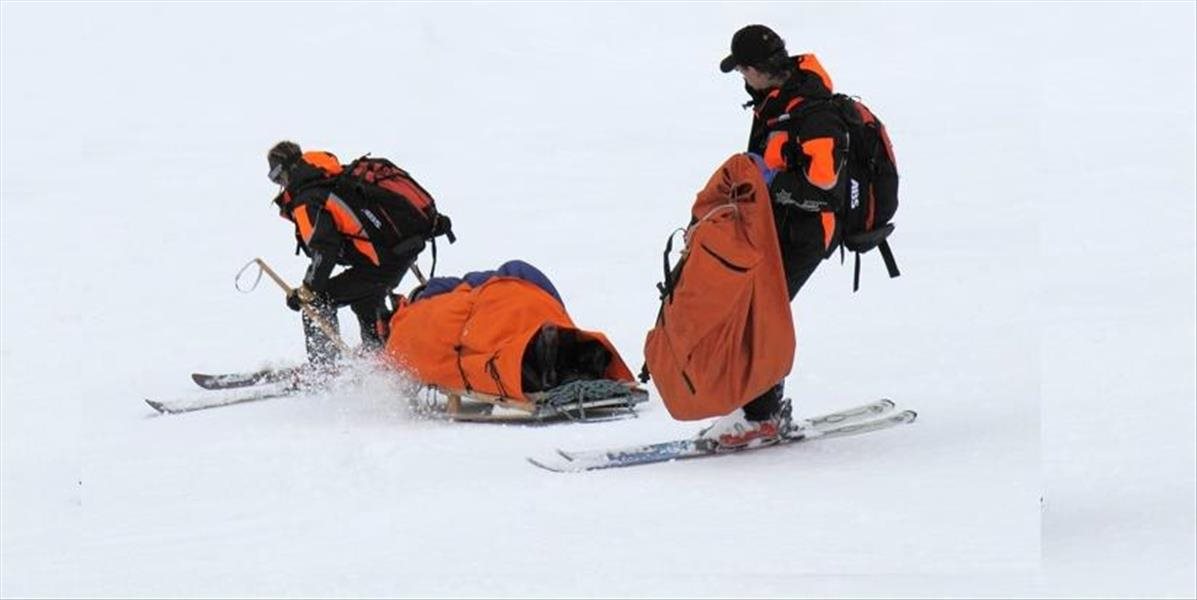 Tragédia na svahu: Na Donovaloch zahynul lyžiar, ktorý jazdil bez prilby