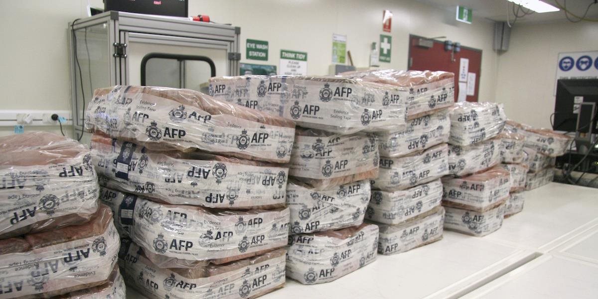 Polícia zadržala troch Austrálčanov v súvislosti s kokaínom za 400 miliónov dolárov