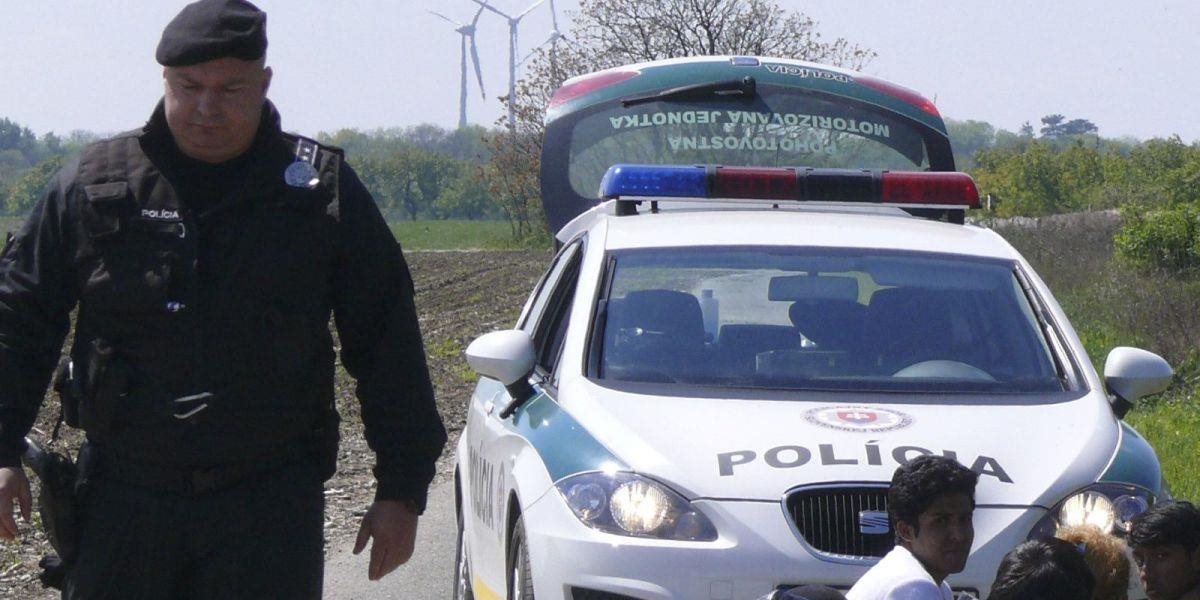 Polícia odhalila nekalé praktiky cudzincov pri získavaní legálneho pobytu na Slovensku