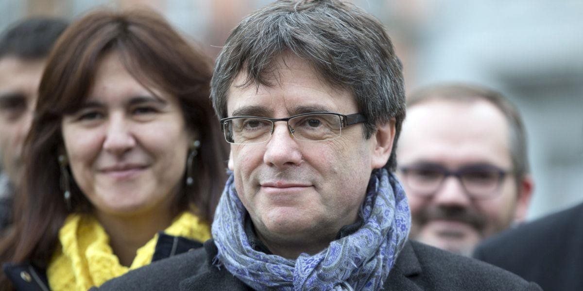 Puigdemont má veľké šance na znovuzvolenie, vládol by však z Bruselu cez Skype