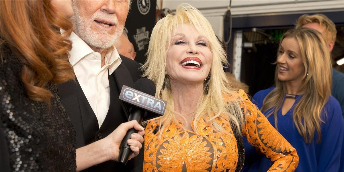 Dolly Parton je držiteľkou dvoch Guinnessových rekordov