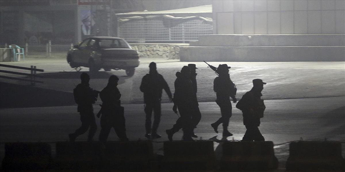 Ozbrojenci zaútočili na hostí v kábulskom hoteli Intercontinental