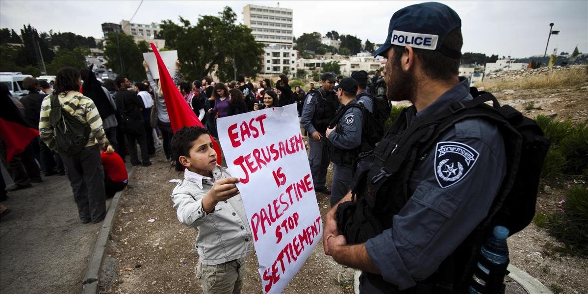 Izrael znepríjemňuje život na palestínskych územiach, tisíce ľudí žijú v neistote