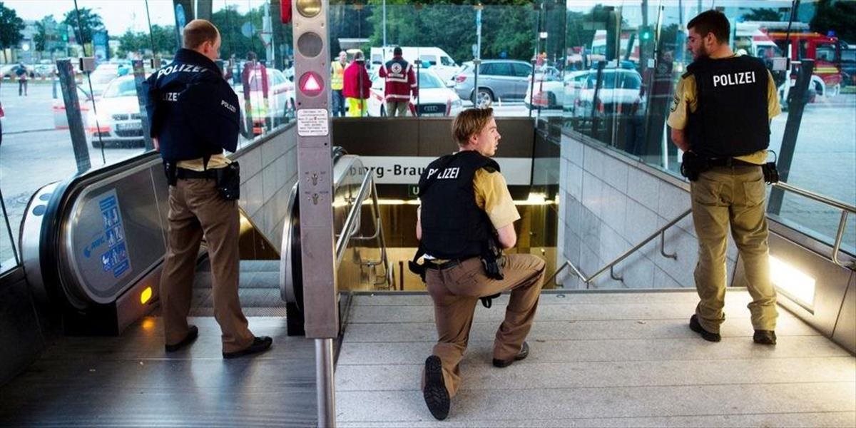 V Düsseldorfe sa začal proces s pravicovým radikálom pre útok spred 18 rokov