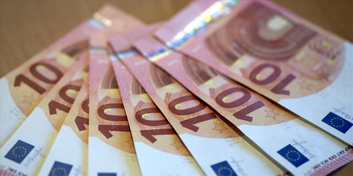 Polícia naďalej preveruje prípad nájdeného plecniaka s 300.000 eurami