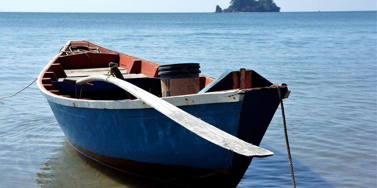 Našli sedem pasažierov zo stratenej kiribatskej lode