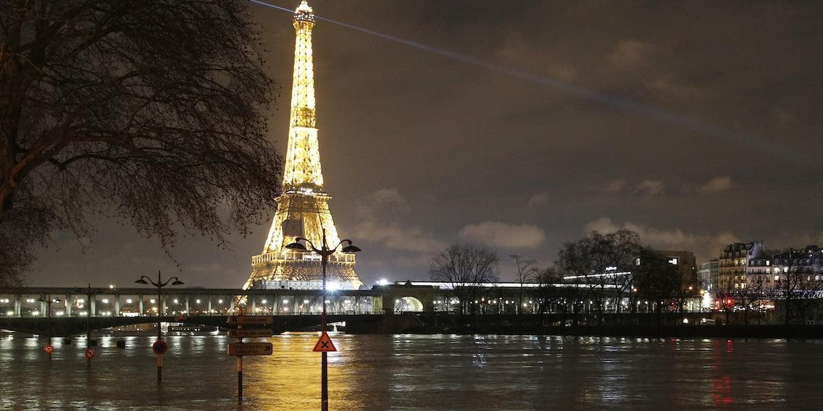 Rieka Seina v Paríži kulminovala s hladinou vo výške 5,84 metra