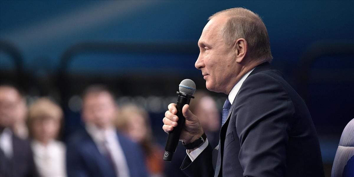 Prezident Putin vyhlásil, že Rusko zatiaľ nebude odpovedať na zverejnenú správu v Spojených štátoch