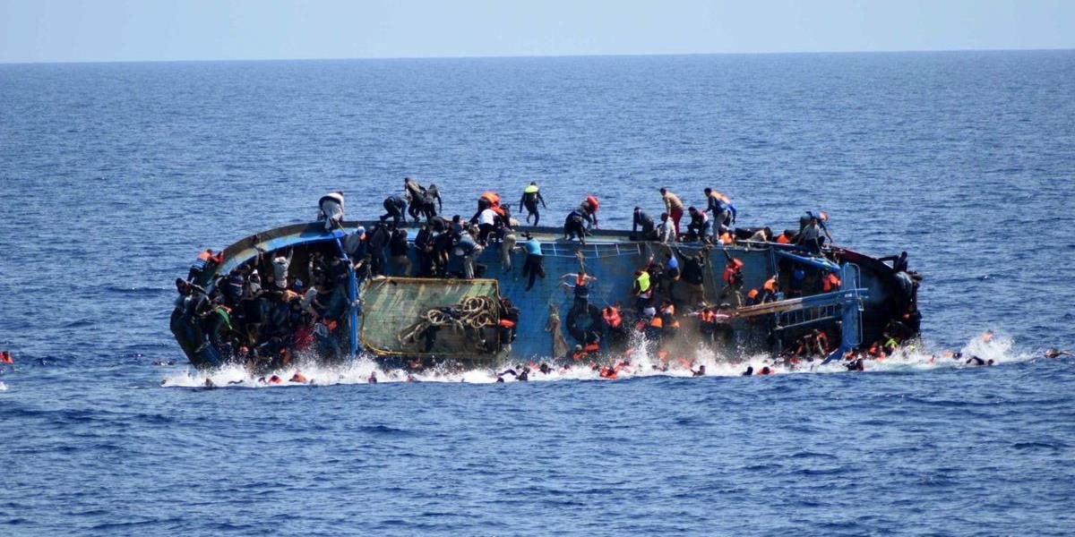 Španielsko odvolalo pátranie po migrantoch, ktorí stroskotali blízko pobrežia