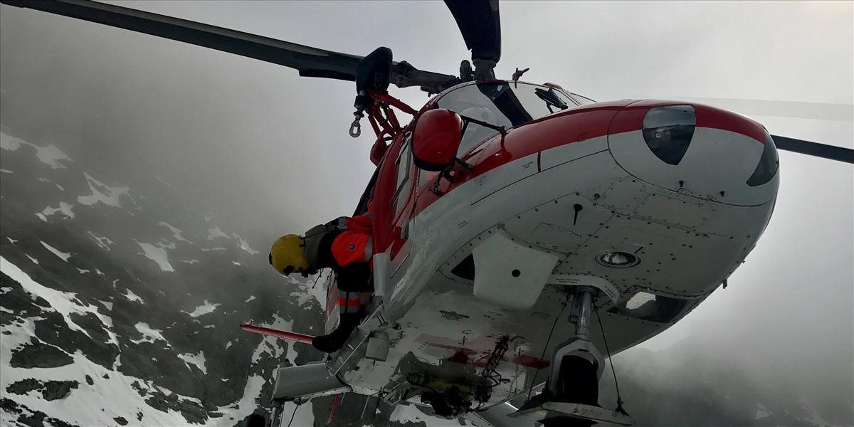 Záchranári v Nízkych Tatrách leteli na pomoc českému lyžiarovi i chlapcovi z Poľska