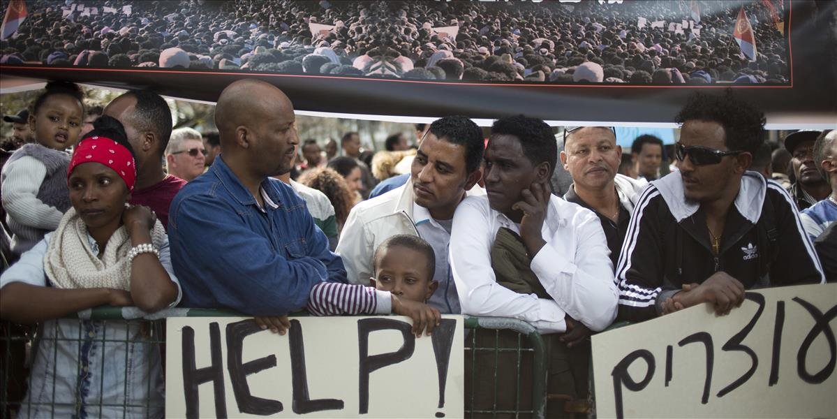 Tisíce afrických migrantov protestovali v Izraeli proti deportácii