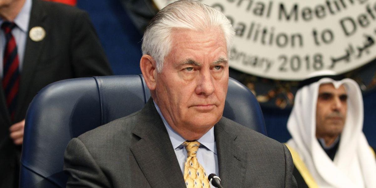 Tillerson: Trvalú porážku Islamského štátu sme zatiaľ nedosiahli