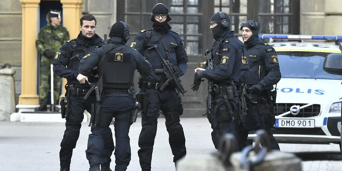 Muž, ktorý vrazil autom  do davu ľudí v Štokholme, sa dnes postaví pred súd