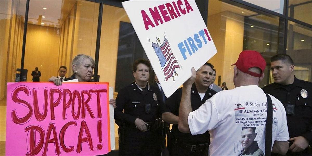Americký senát neschválil návrh zákona o tzv. rojkoch, ktorý by umožnil miliónom prisťahovalcom získať občianstvo v USA