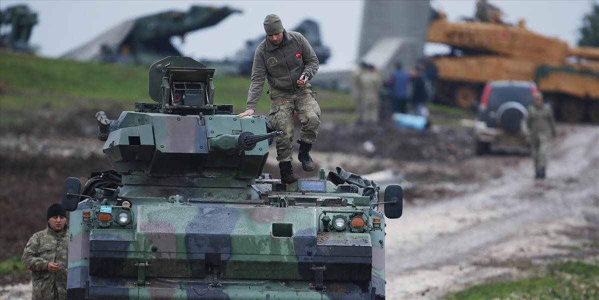 Turecko pohrozilo bojom proti sýrskym vládnym silám, ak vstúpia do Afrínu